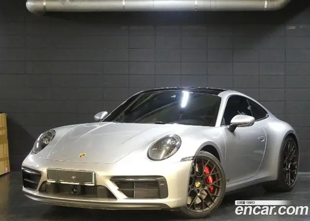 Porsche 911, 2023, 7 700 км