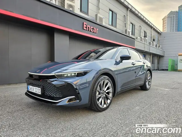 Toyota Crown, 2024, 13 900 км