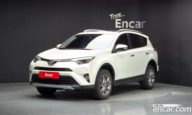 Toyota RAV4, 2017, 68 306 км