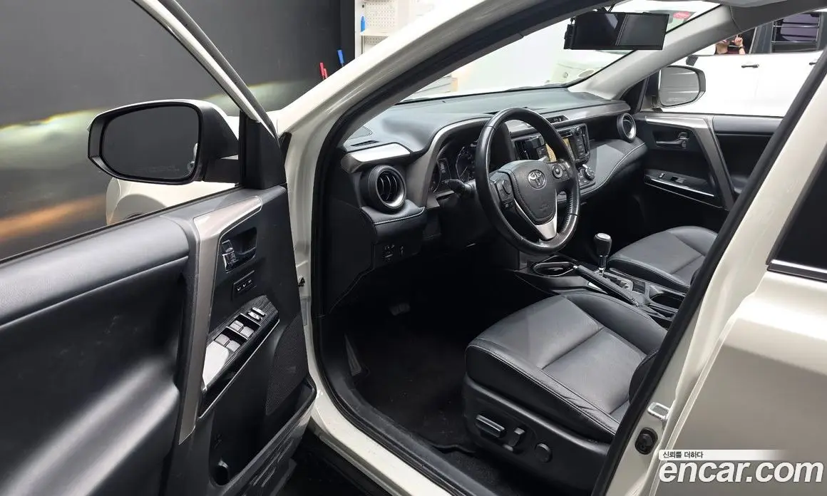 Toyota RAV4 2017 2.5 АКПП, фото 10