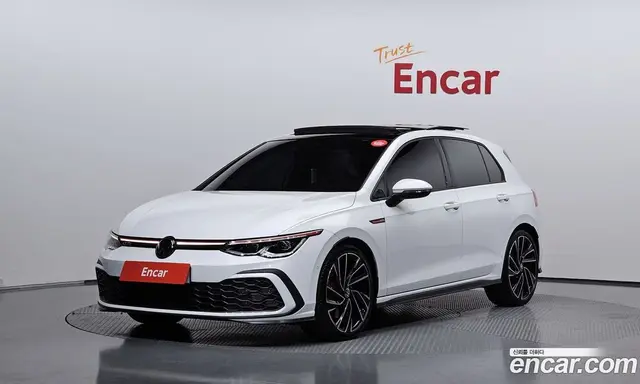 Volkswagen Golf, 2023, 41 232 км