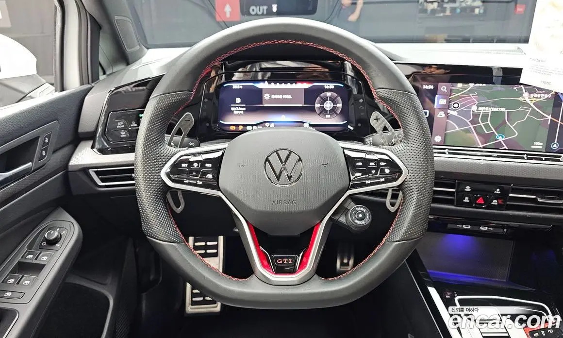 Volkswagen Golf 2023 2.0 АКПП, фото 13