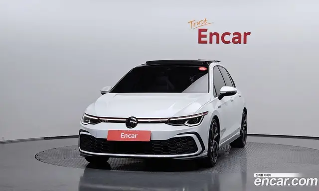 Volkswagen Golf 2023 2.0 АКПП, миниатюра 3