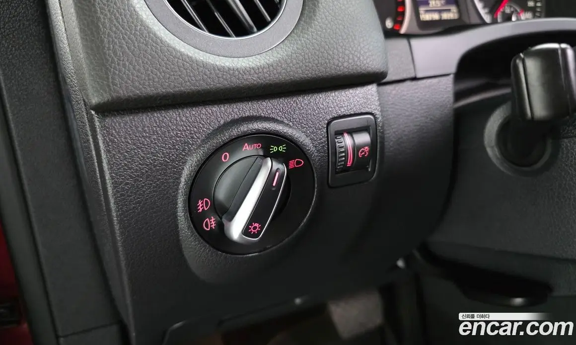 Volkswagen Tiguan 2012 2.0 АКПП, фото 16