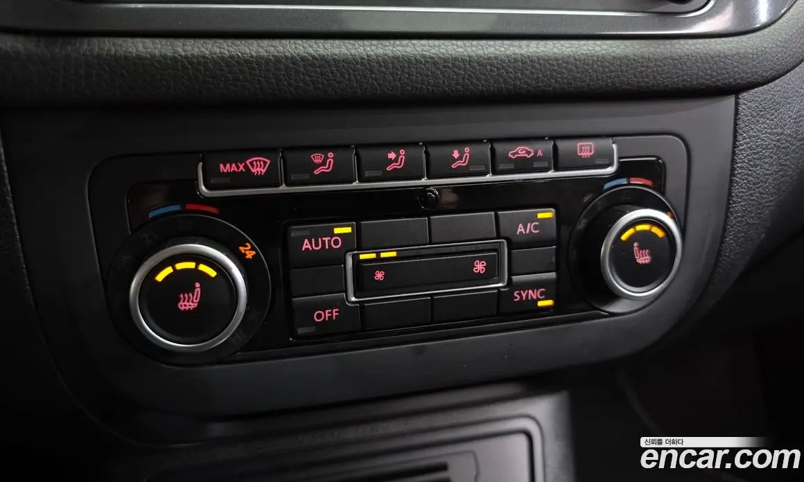 Volkswagen Tiguan 2012 2.0 АКПП, фото 18