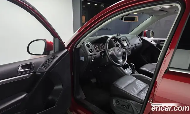 Volkswagen Tiguan 2012 2.0 АКПП, миниатюра 10