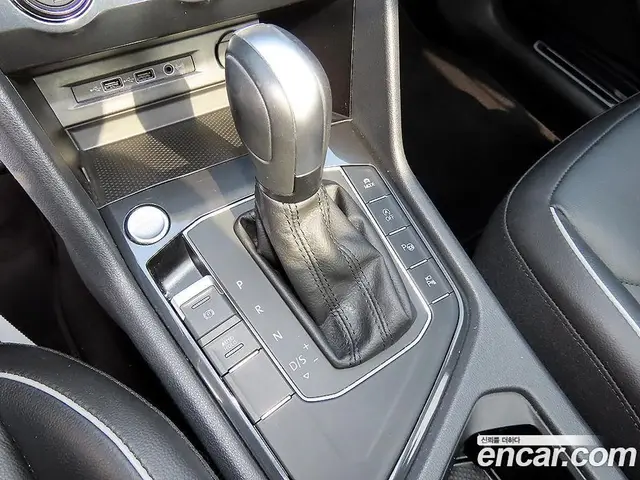 Volkswagen Tiguan 2020 2.0 АКПП, миниатюра 11