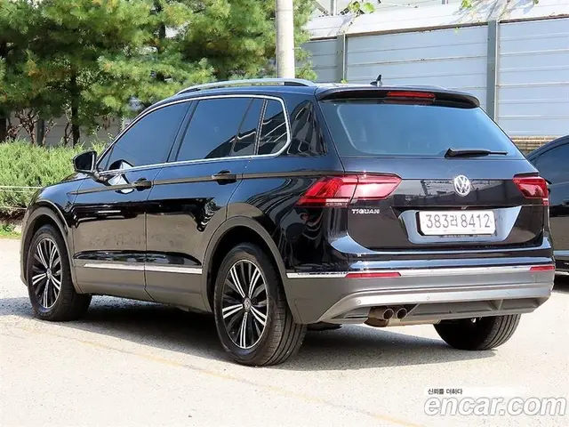 Volkswagen Tiguan 2020 2.0 АКПП, миниатюра 3