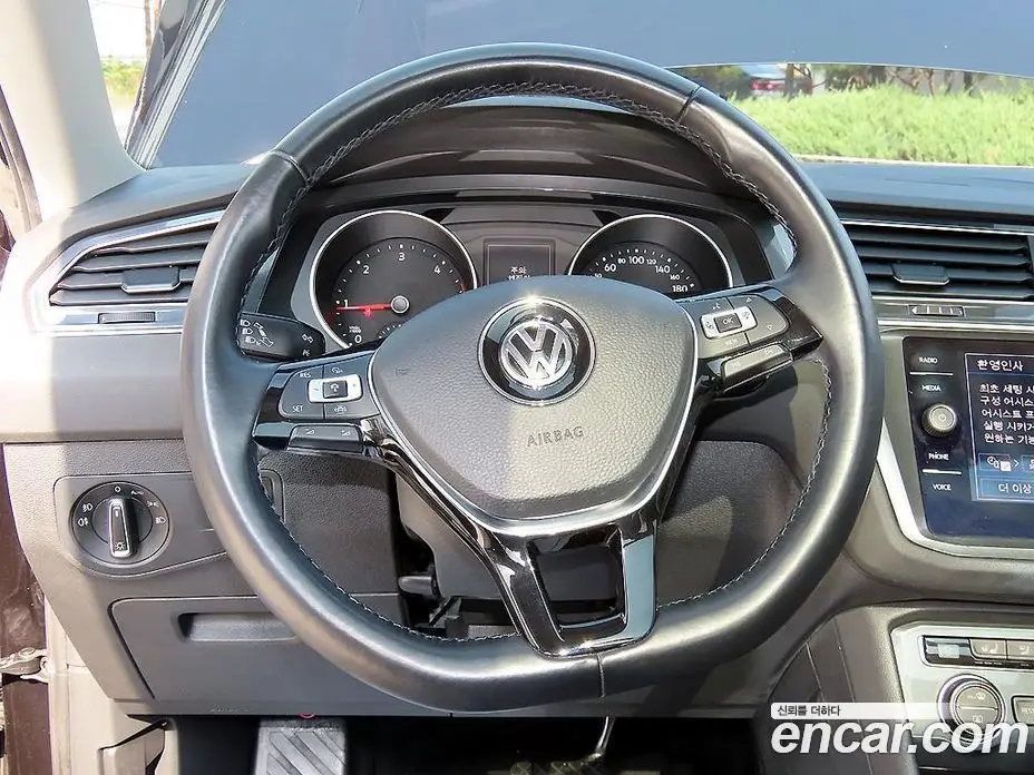 Volkswagen Tiguan 2020 2.0 АКПП, фото 8