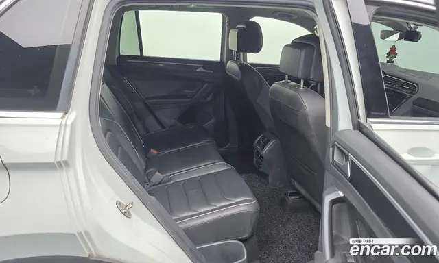 Volkswagen Tiguan 2023 2.0 АКПП, миниатюра 12