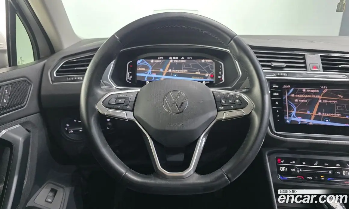 Volkswagen Tiguan 2023 2.0 АКПП, фото 13