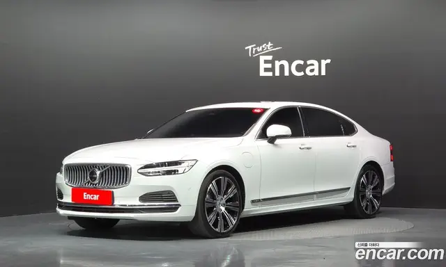 Volvo S90, 2023, 48 363 км