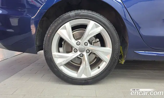 Audi A4 2020 2.0 АКПП, миниатюра 5