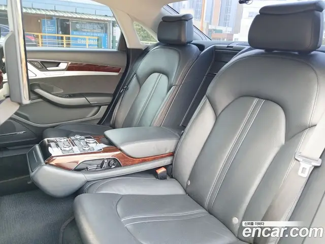 Audi A8 2011 3.0 АКПП, миниатюра 12