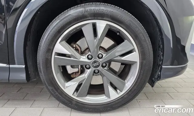Audi Q4 e-tron 2022 0.2 АКПП, миниатюра 7