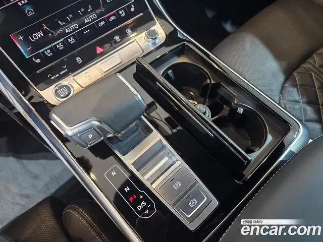 Audi Q8 2023 3.0 АКПП, миниатюра 9