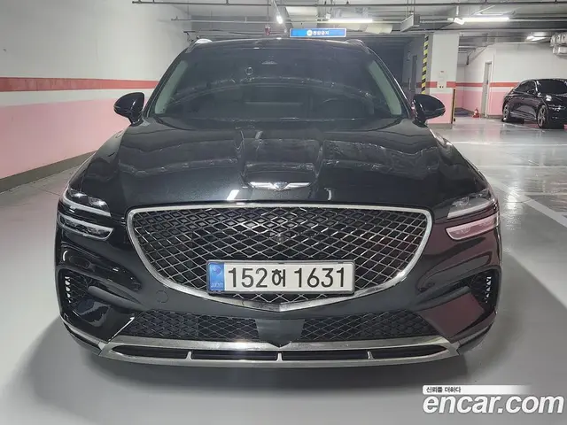 Genesis GV70, 2022, 102 370 км