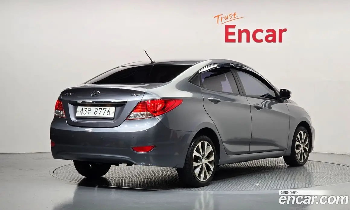 Hyundai Accent 2014 1.6 АКПП, фото 2 Hyundai Accent 2014 1.6 АКПП, фото 2