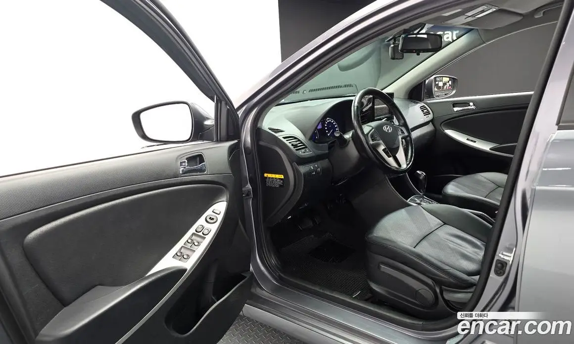 Hyundai Accent 2014 1.6 АКПП, фото 10 Hyundai Accent 2014 1.6 АКПП, фото 10