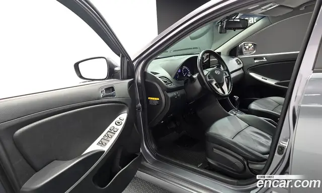 Hyundai Accent 2014 1.6 АКПП, миниатюра 10 Hyundai Accent 2014 1.6 АКПП, миниатюра 10