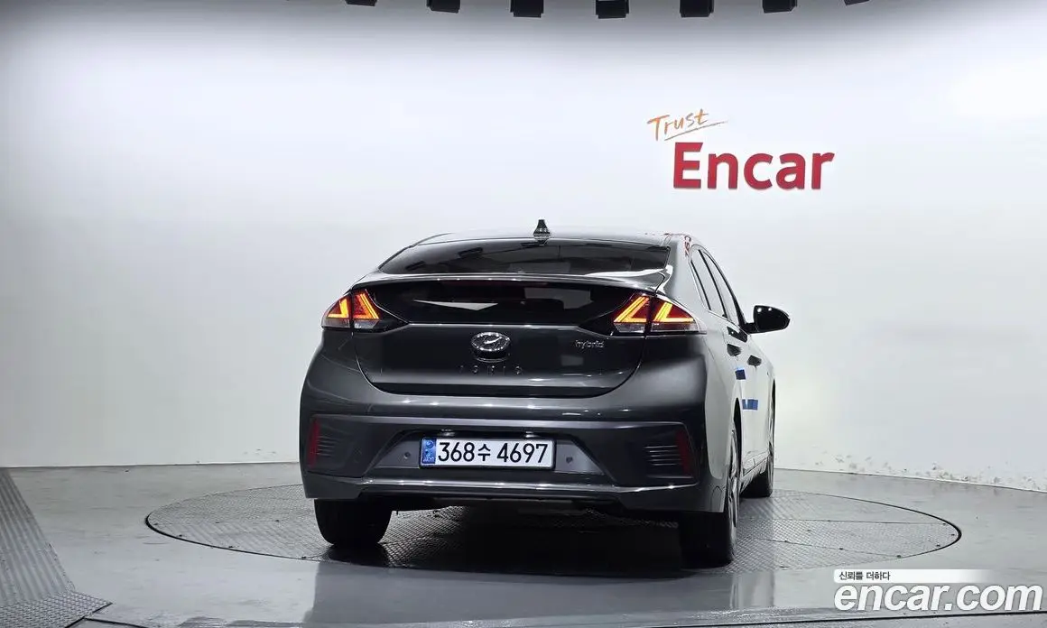 Hyundai Ioniq 2020 1.6 АКПП, фото 4