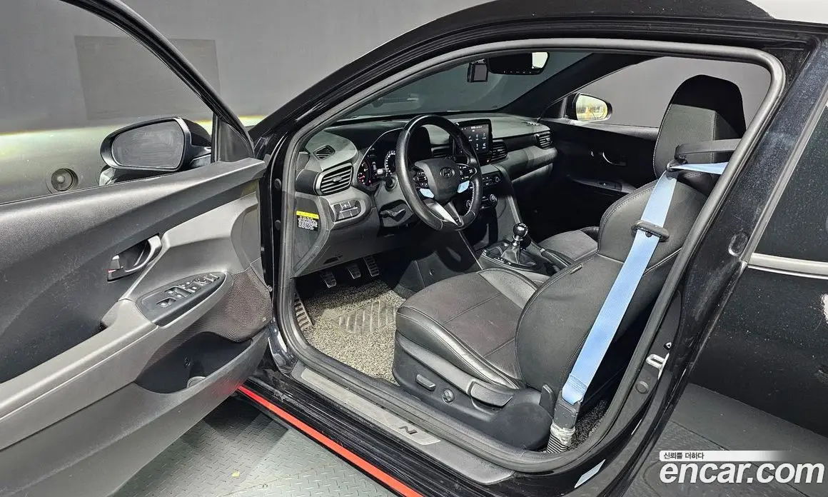 Hyundai Veloster 2018 2.0 МКПП, фото 16