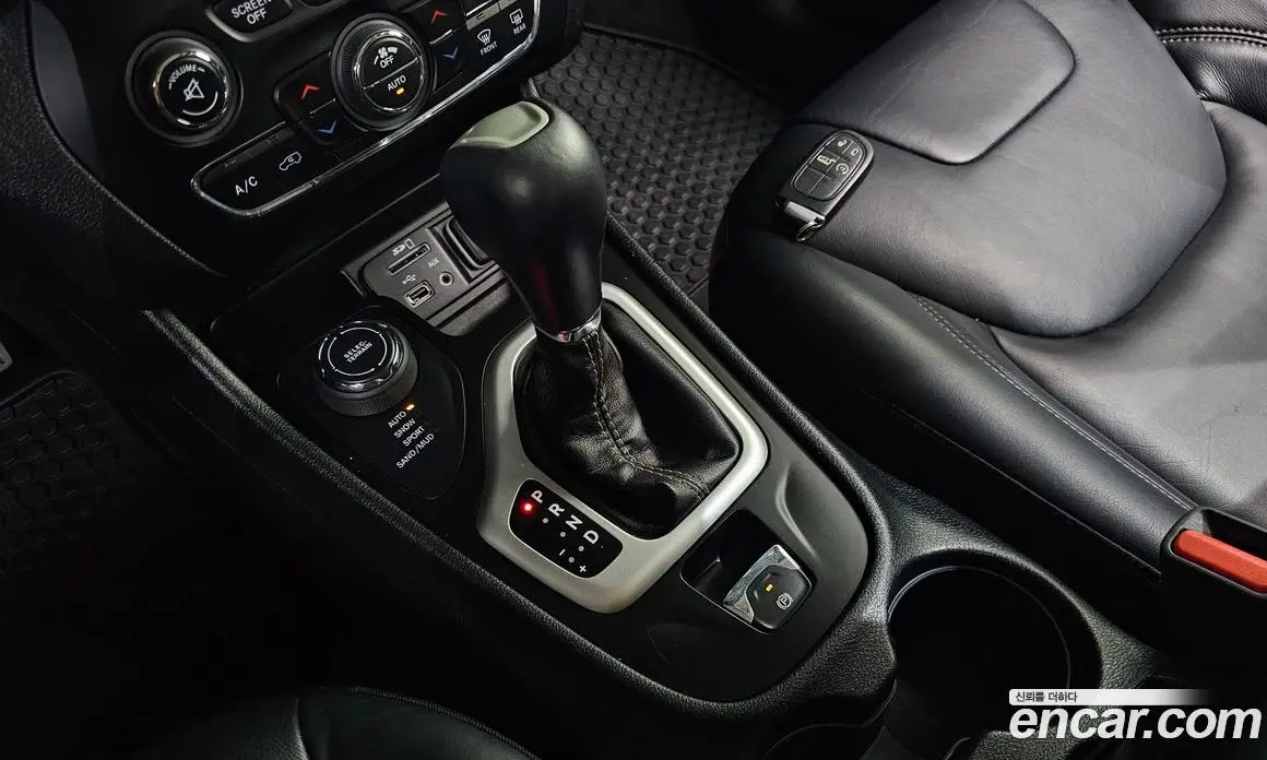 Jeep Cherokee 2017 2.4 АКПП, фото 12