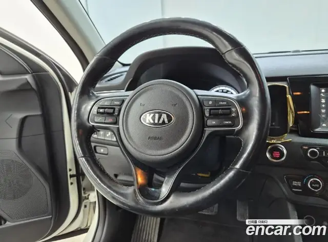 Kia Niro 2017 1.6 АКПП, миниатюра 9