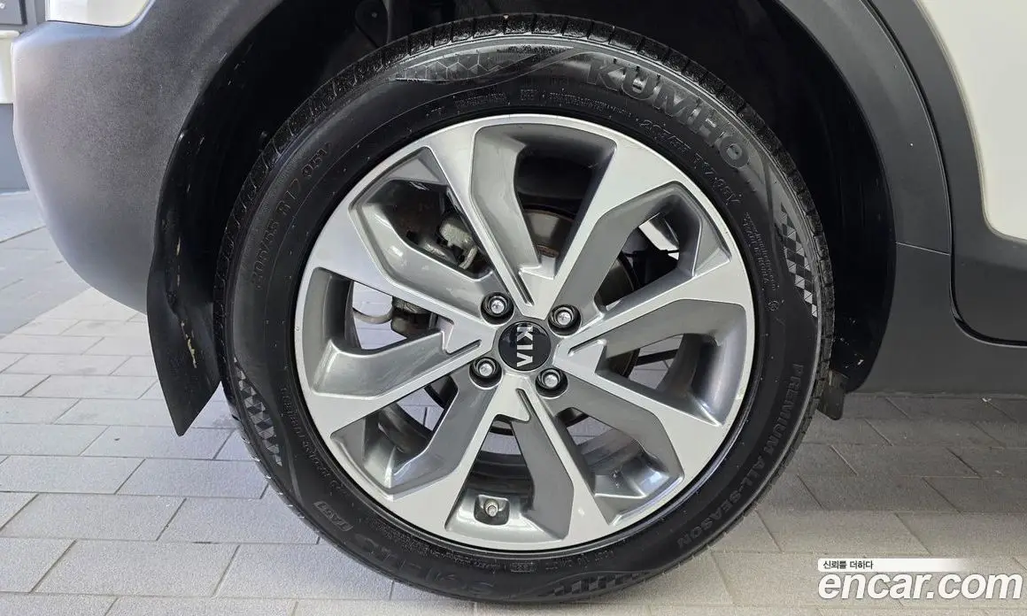 Kia Stonic 2018 1.4 АКПП, фото 5