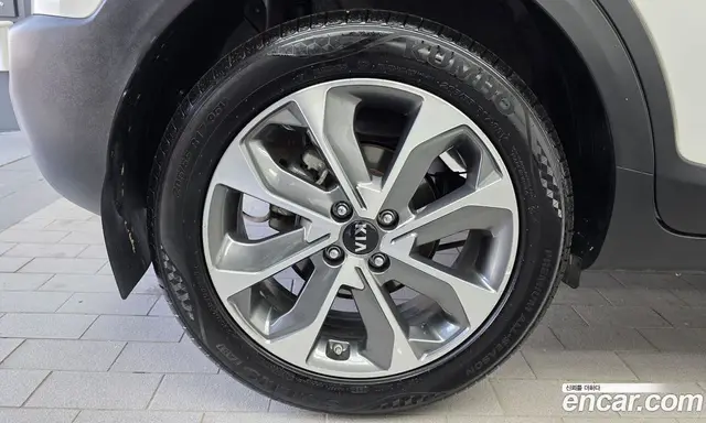 Kia Stonic 2018 1.4 АКПП, миниатюра 5