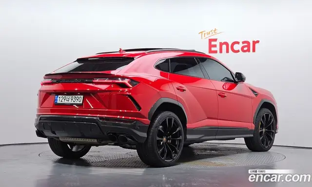 Lamborghini Urus 2022 4.0 АКПП, миниатюра 2