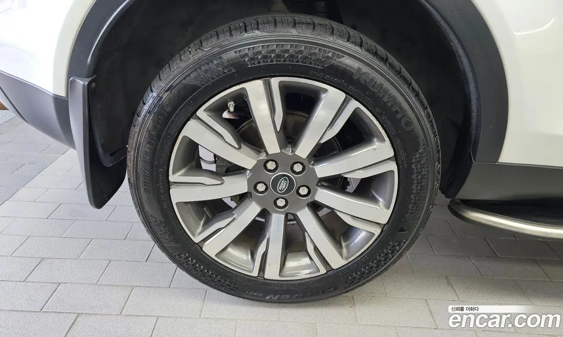 Land Rover Discovery Sport 2017 2.0 АКПП, фото 5