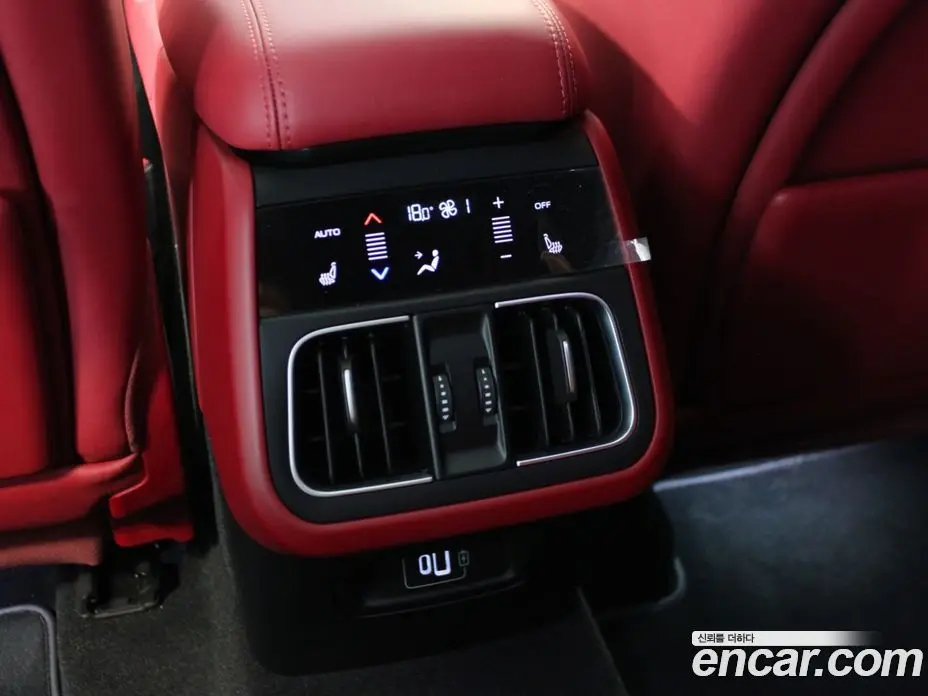 Maserati Grecale 2024 2.0 АКПП, фото 19