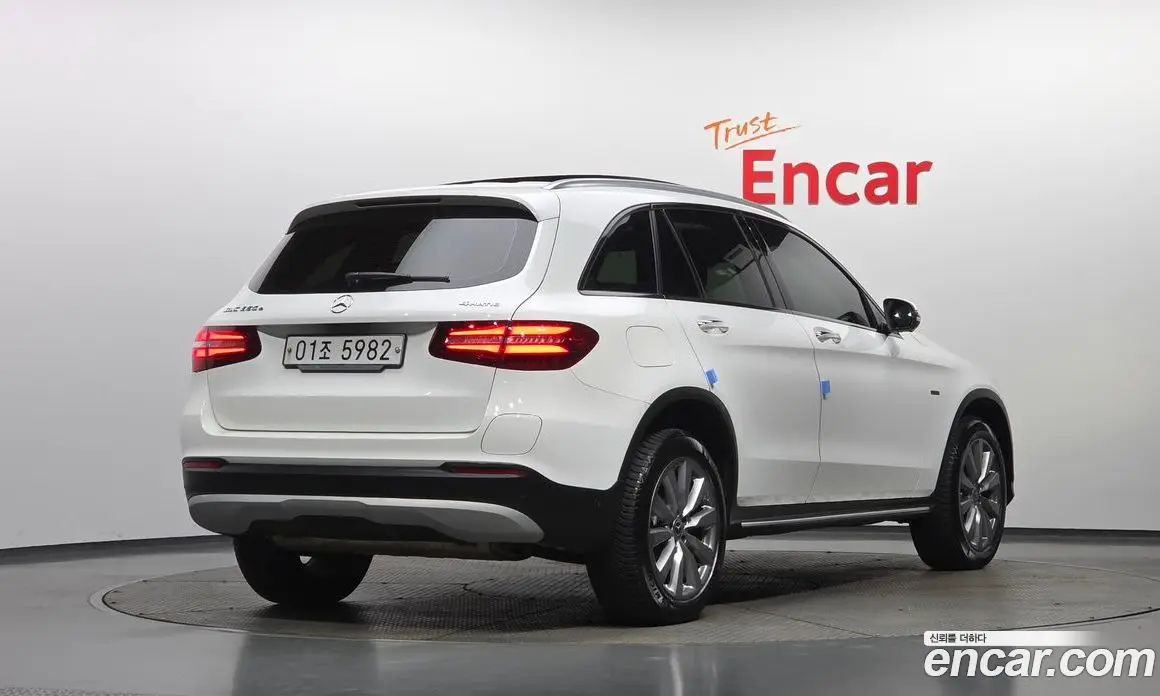 Mercedes-Benz GLC-Class 2018 2.0 АКПП, фото 2 Mercedes-Benz GLC-Class 2018 2.0 АКПП, фото 2