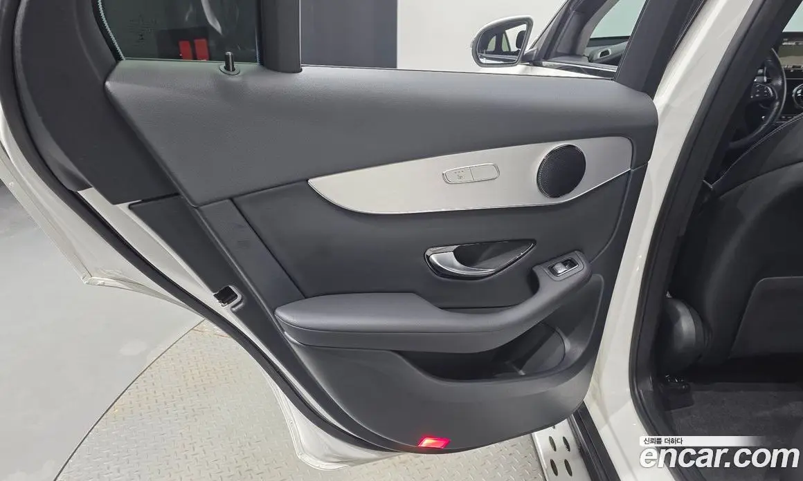 Mercedes-Benz GLC-Class 2018 2.0 АКПП, фото 15 Mercedes-Benz GLC-Class 2018 2.0 АКПП, фото 15