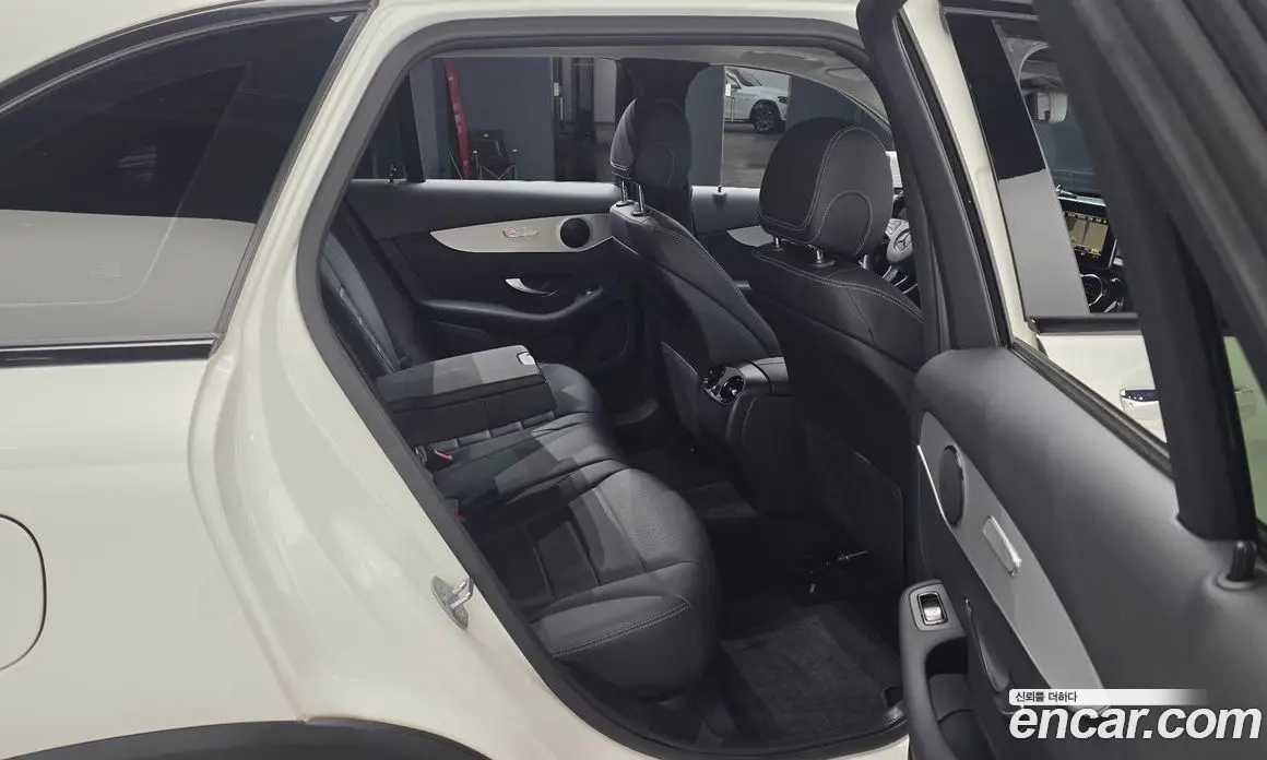 Mercedes-Benz GLC-Class 2018 2.0 АКПП, фото 18 Mercedes-Benz GLC-Class 2018 2.0 АКПП, фото 18