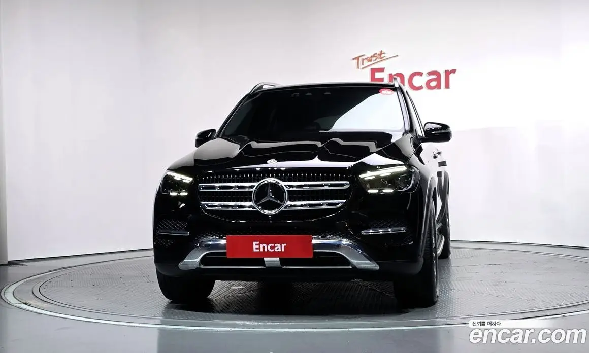 Mercedes-Benz GLE-Class 2023 2.0 АКПП, фото 3