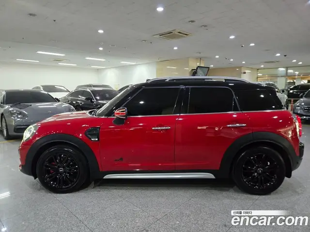 Mini Countryman 2017 2.0 АКПП, миниатюра 3 Mini Countryman 2017 2.0 АКПП, миниатюра 3