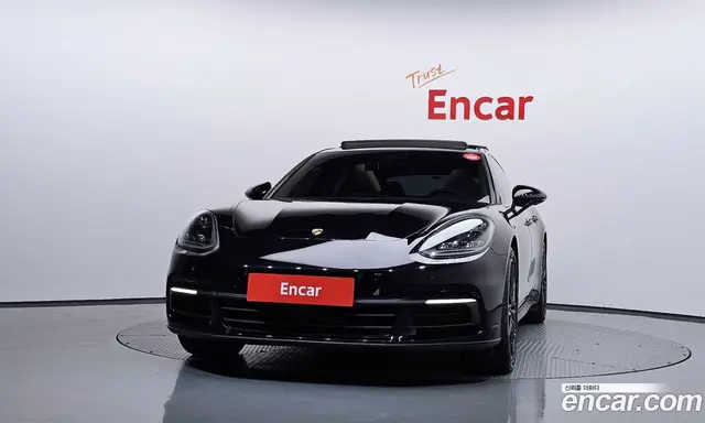 Porsche Panamera 2017 3.0 АКПП, миниатюра 3