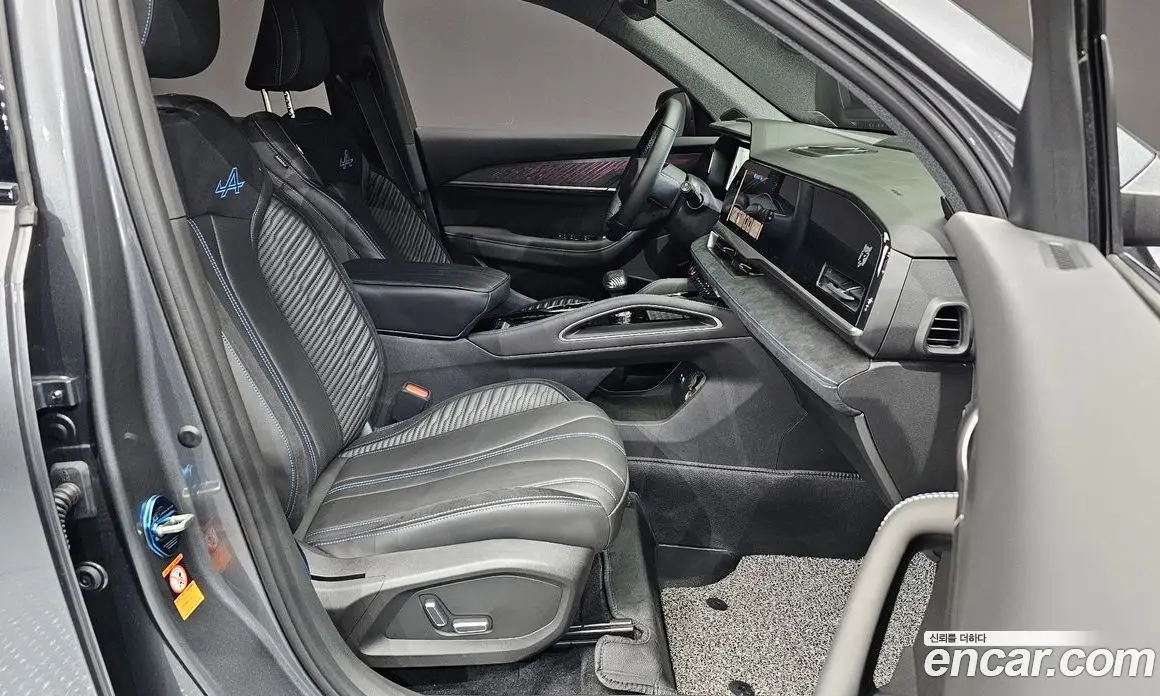 Renault (Samsung) Grand Koleos 2025 1.5 АКПП, фото 15
