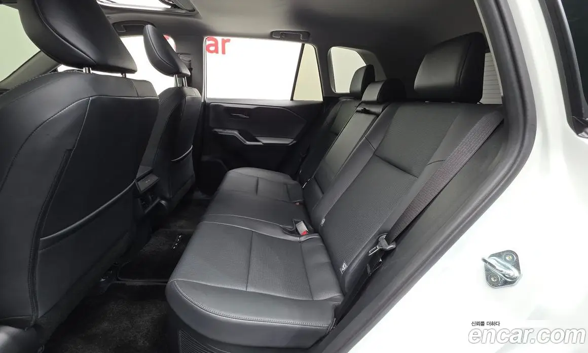 Toyota RAV4 2026 2.5 АКПП, фото 12