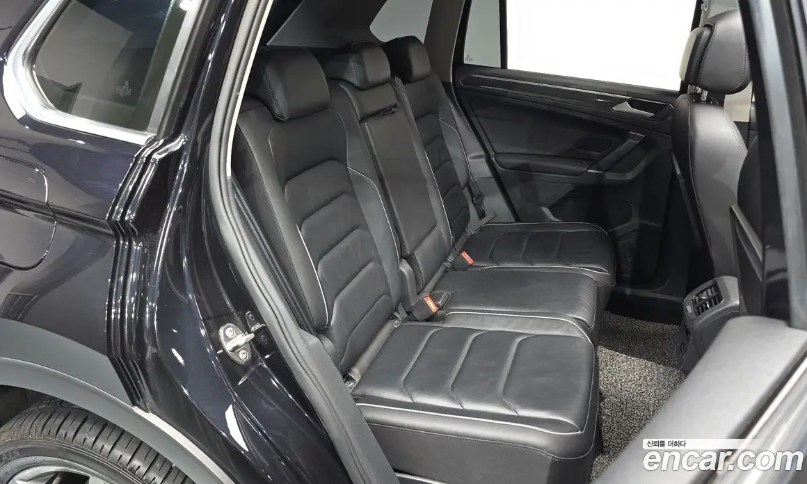Volkswagen Tiguan 2018 2.0 АКПП, фото 17