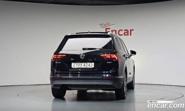 Volkswagen Tiguan 2018 2.0 АКПП, миниатюра 3