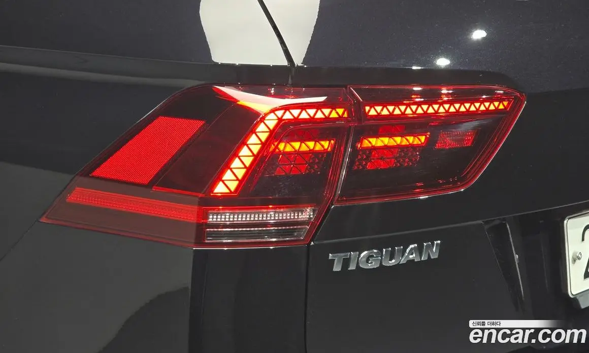 Volkswagen Tiguan 2018 2.0 АКПП, фото 8