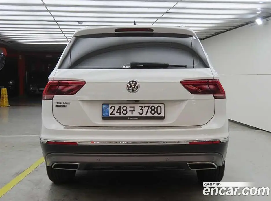 Volkswagen Tiguan 2020 2.0 АКПП, фото 4