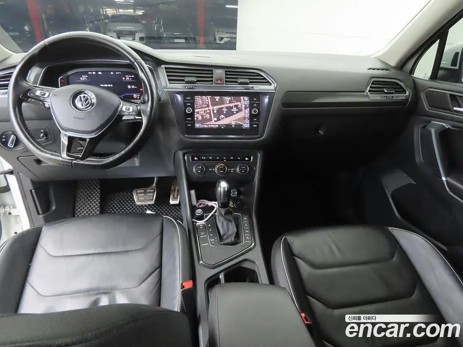 Volkswagen Tiguan 2020 2.0 АКПП, фото 7