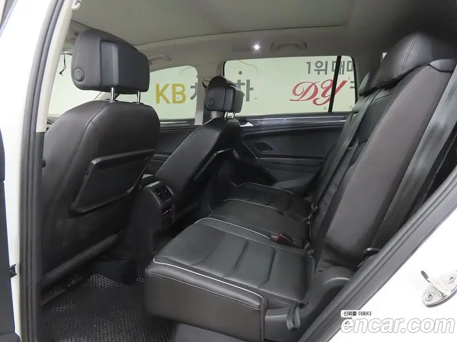 Volkswagen Tiguan 2020 2.0 АКПП, фото 10
