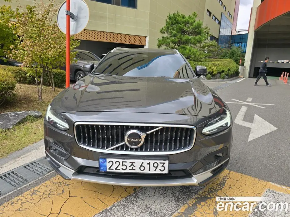Volvo V90 2022 2.0 АКПП, фото 2 Volvo V90 2022 2.0 АКПП, фото 2
