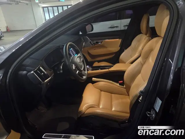 Volvo V90 2022 2.0 АКПП, миниатюра 7 Volvo V90 2022 2.0 АКПП, миниатюра 7