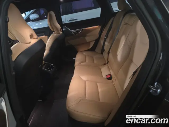 Volvo V90 2022 2.0 АКПП, миниатюра 8 Volvo V90 2022 2.0 АКПП, миниатюра 8